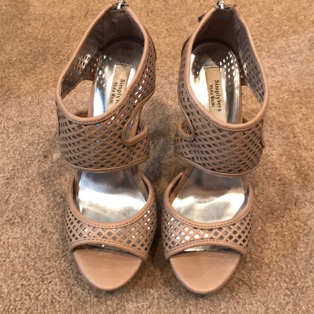 Tan Vera Wang Stilettos
